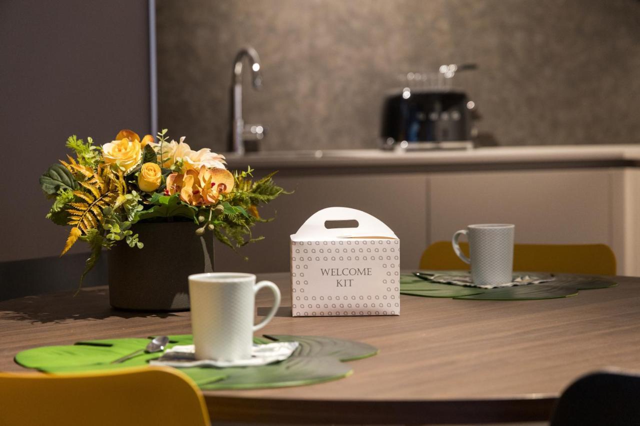Boutique Apartments By Annalisa Torbole Sul Garda Esterno foto