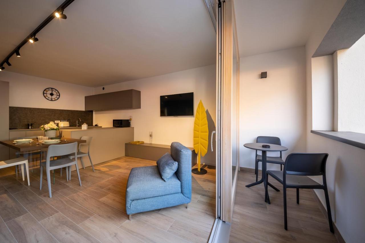 Boutique Apartments By Annalisa Torbole Sul Garda Esterno foto