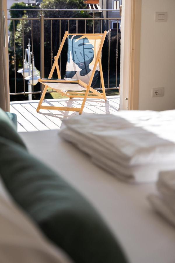 Boutique Apartments By Annalisa Torbole Sul Garda Esterno foto