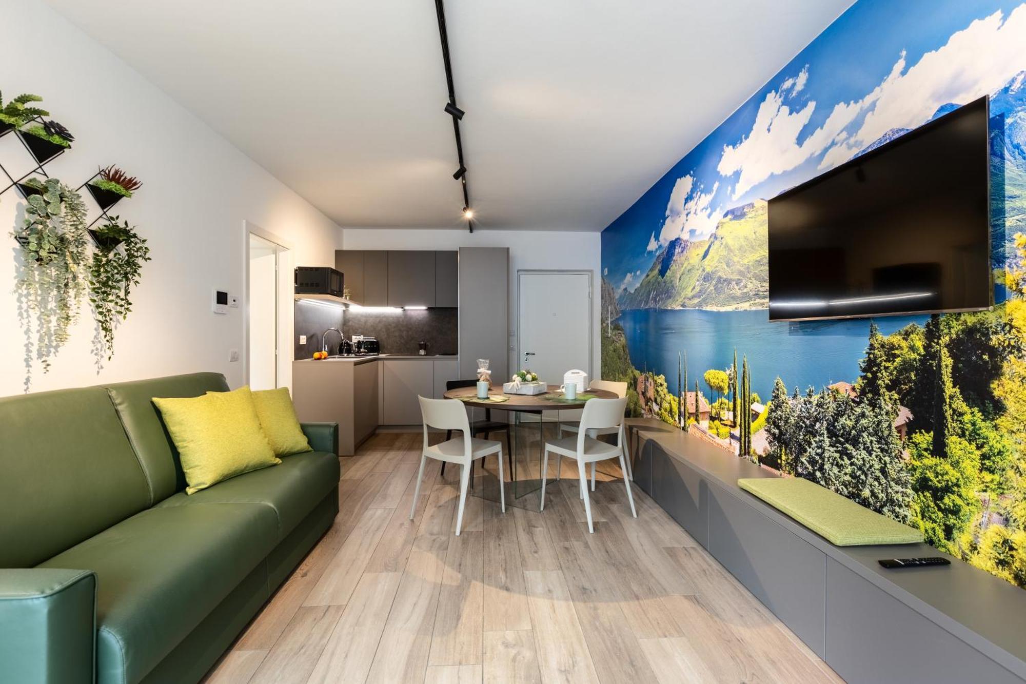 Boutique Apartments By Annalisa Torbole Sul Garda Esterno foto