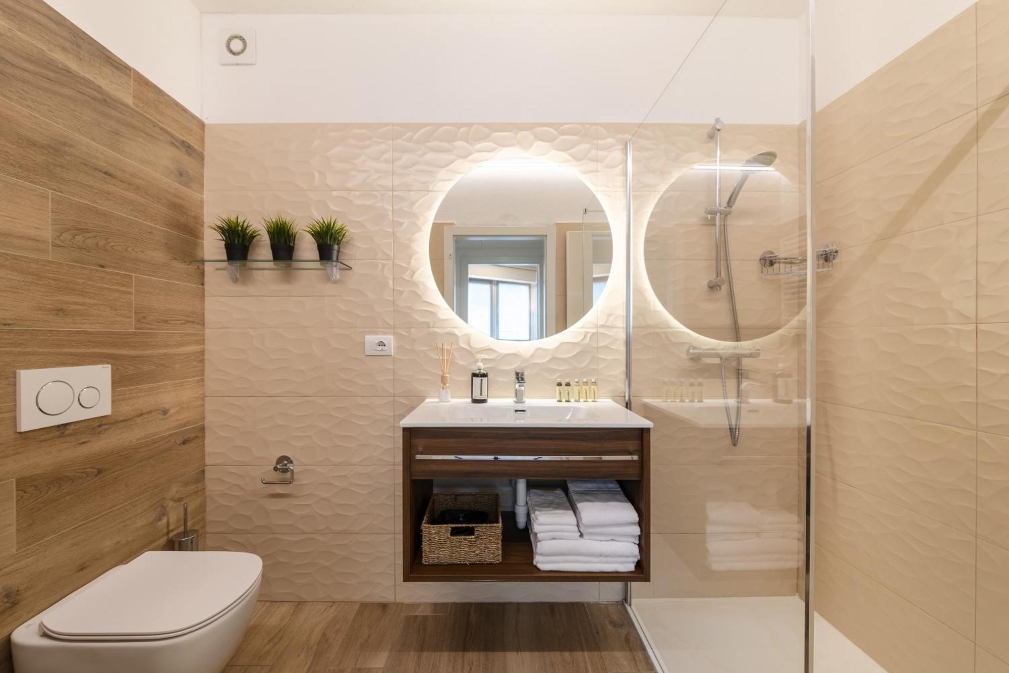 Boutique Apartments By Annalisa Torbole Sul Garda Esterno foto