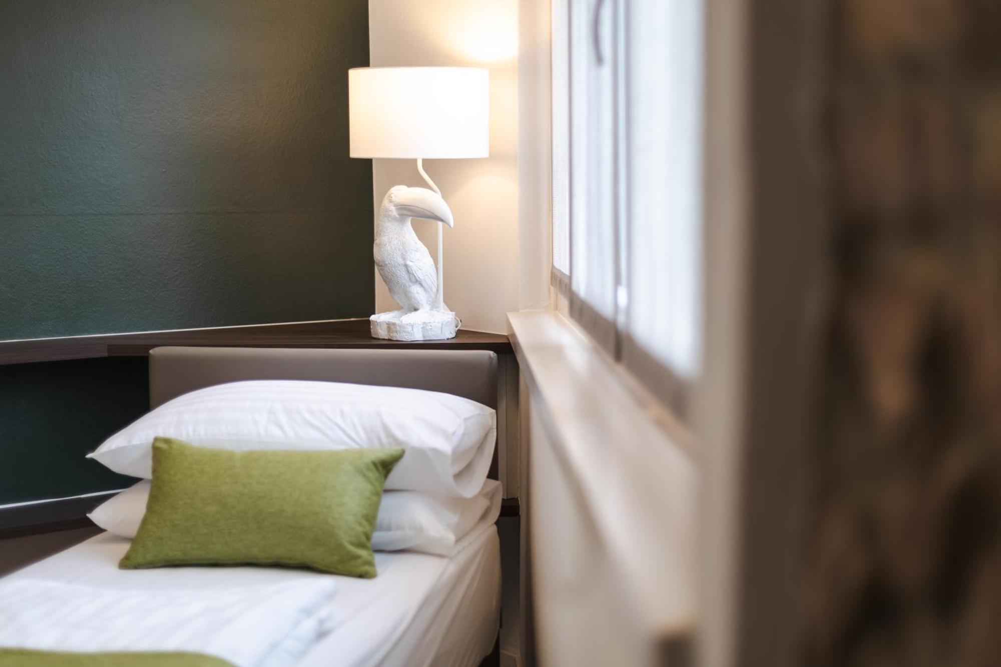 Boutique Apartments By Annalisa Torbole Sul Garda Esterno foto