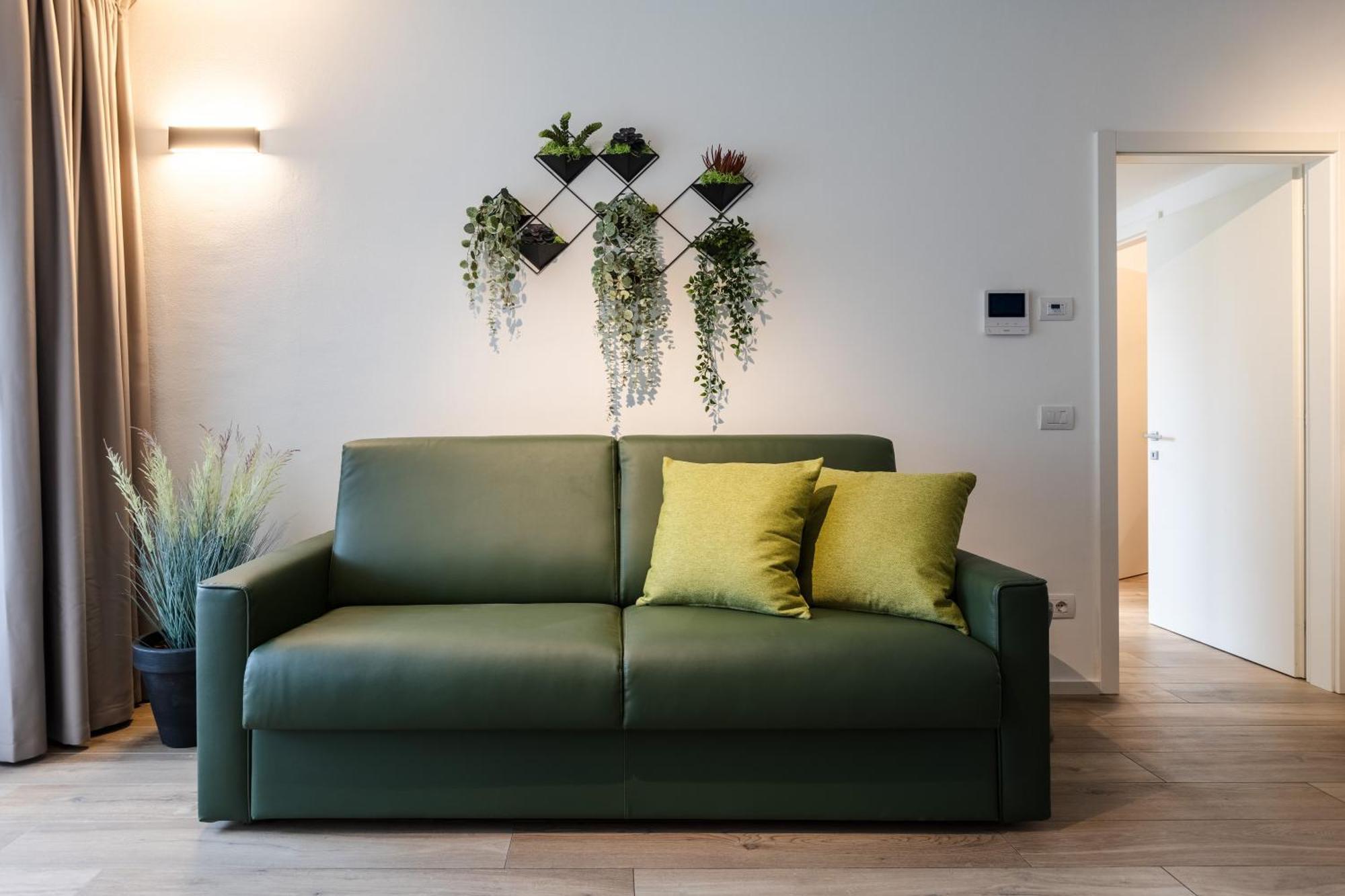 Boutique Apartments By Annalisa Torbole Sul Garda Esterno foto